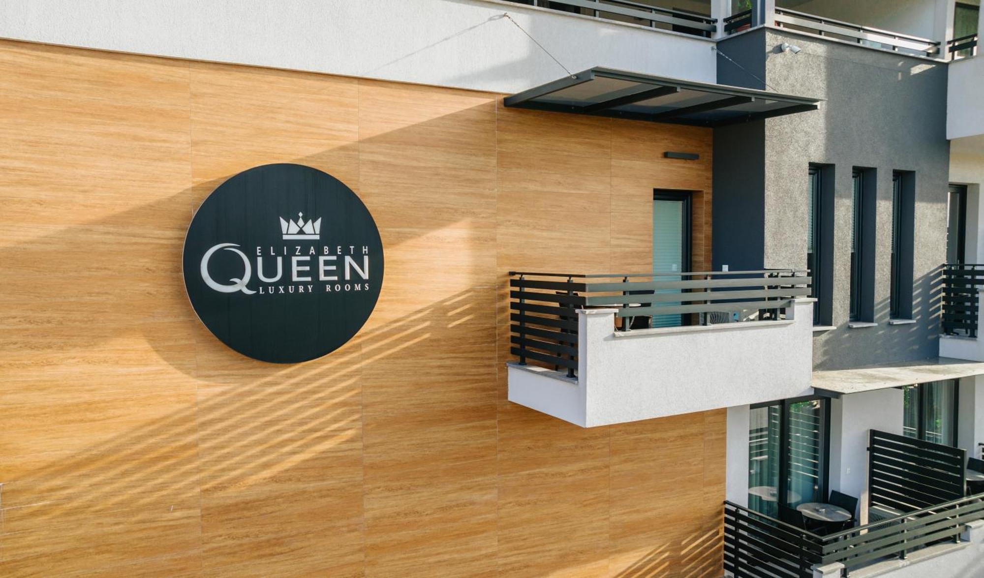 Elizabeth Queen Luxury Rooms Paralia Katerinis Exterior photo